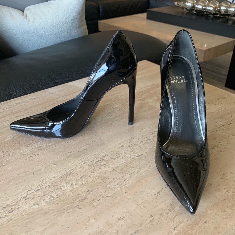 Stuart Weitzman pumps